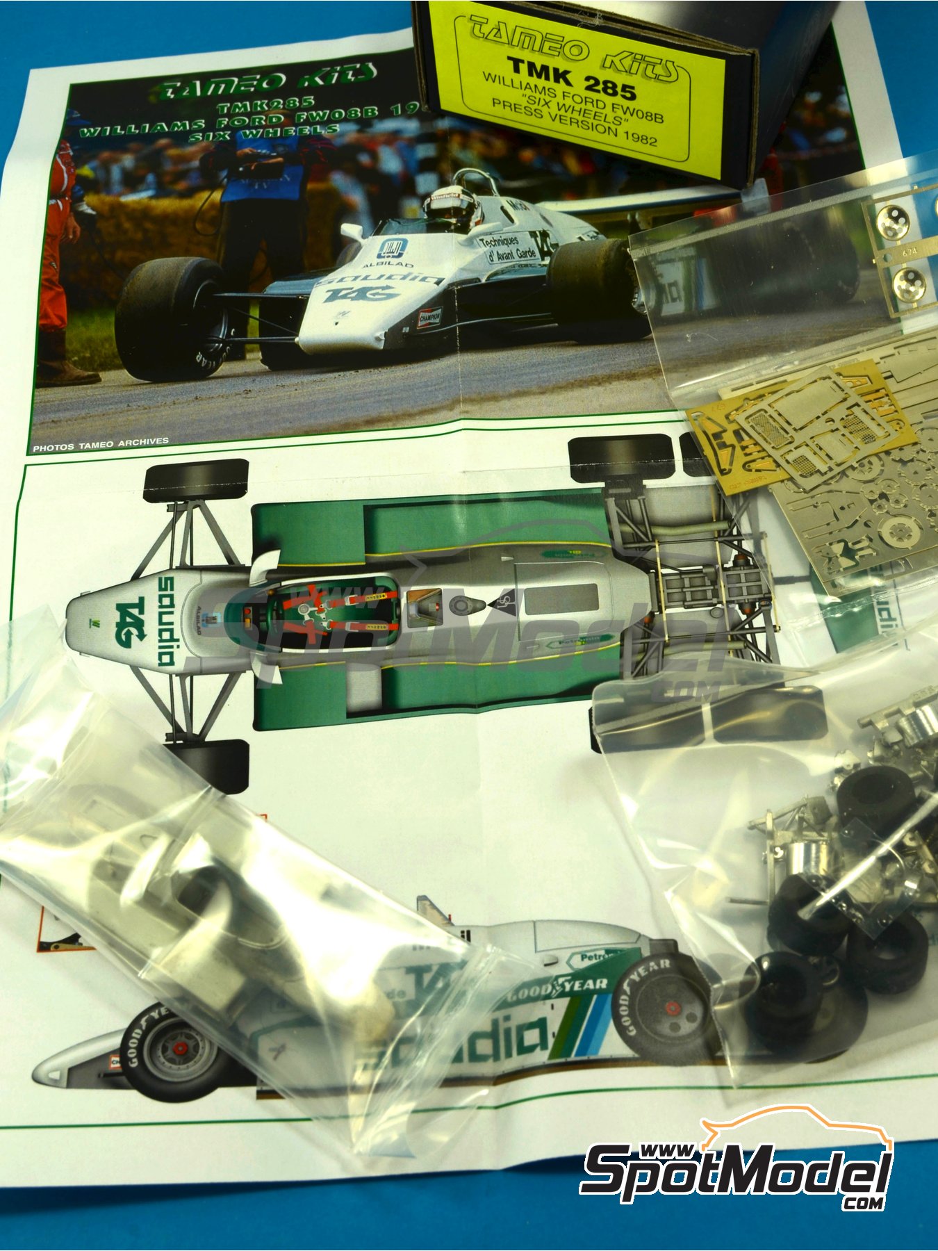 Tameo Kits TMK285: Car scale model kit 1/43 scale - Williams
